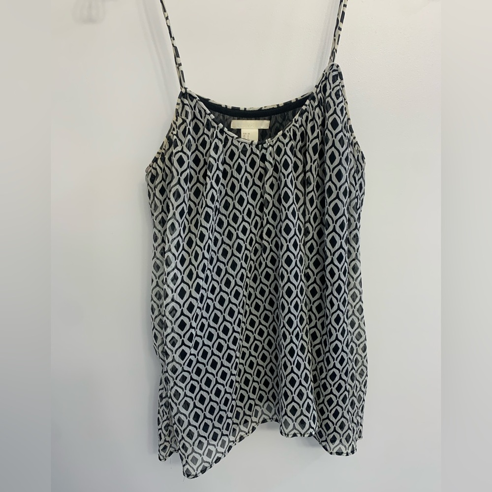 Size 4 flowy shirt H&M.